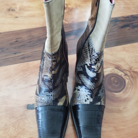 Multi print patchwork boots - Picture 3 of 3
